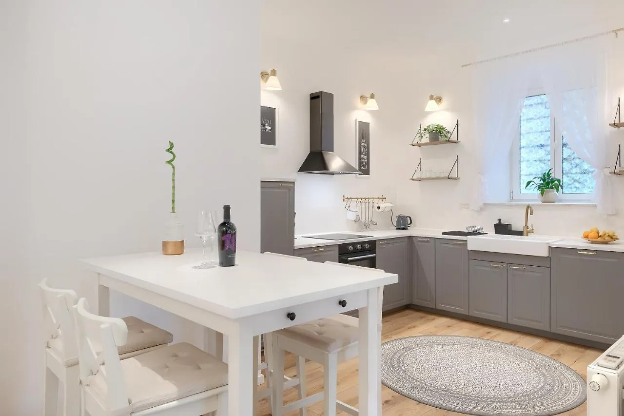 Calafati Apartment With Free Private Parking Rijeka