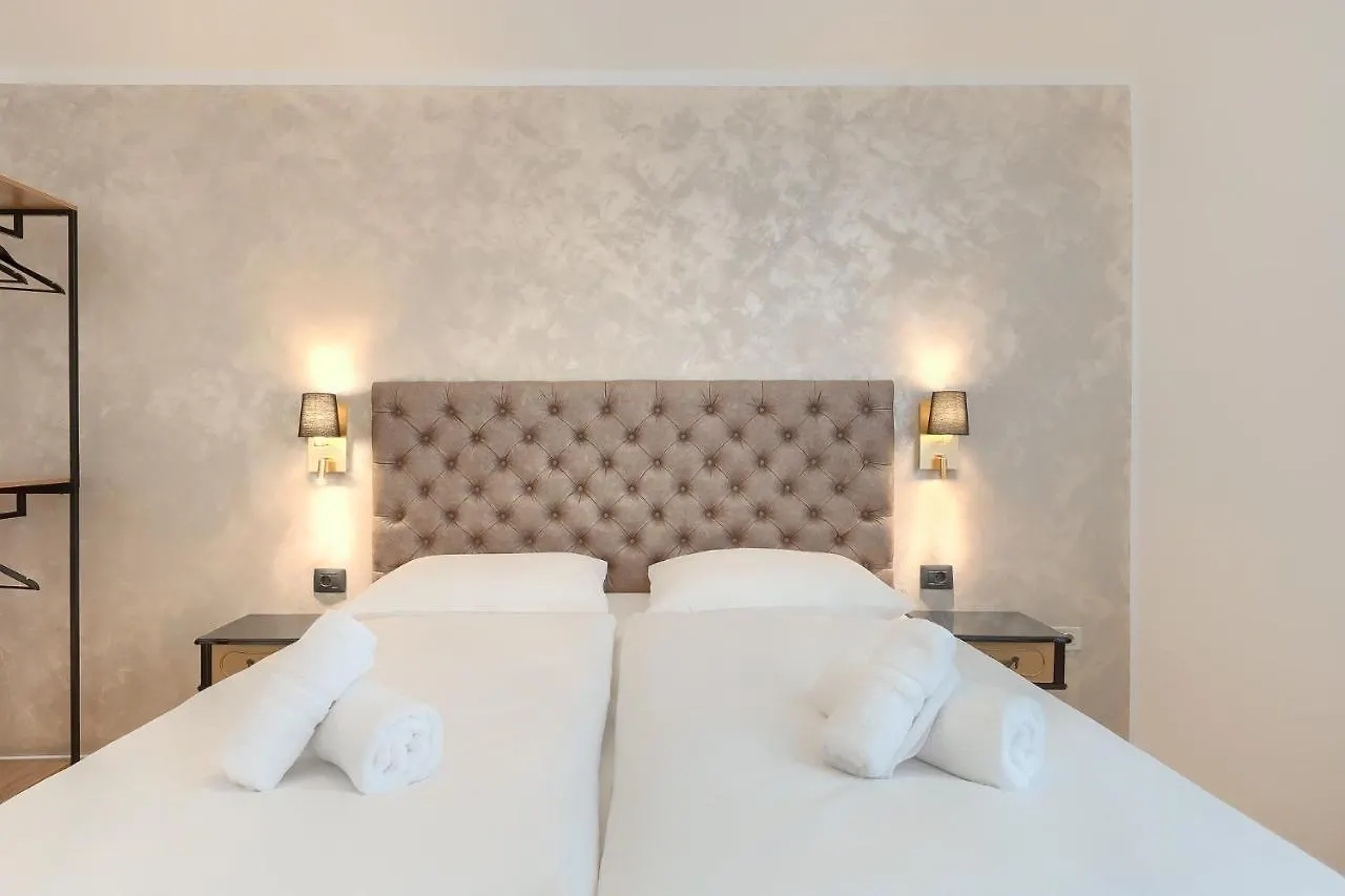 Calafati Apartment With Free Private Parking Rijeka