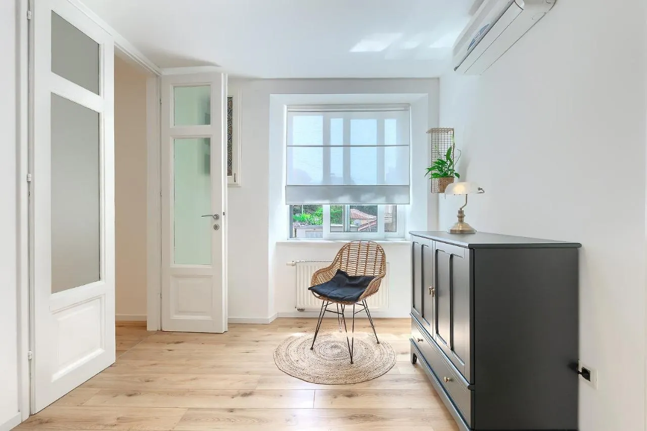 Calafati Apartment With Free Private Parking Rijeka