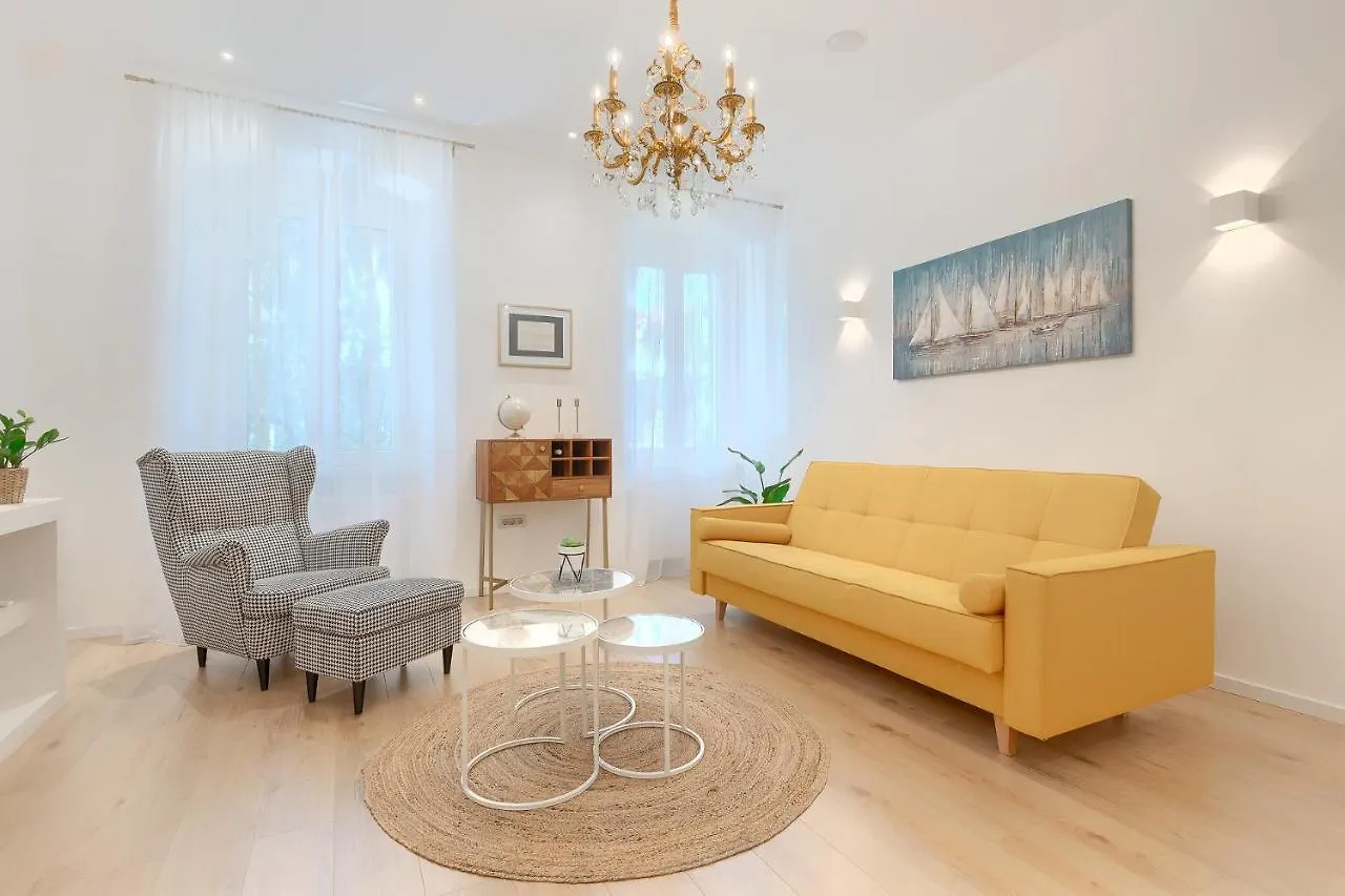 Calafati Apartment With Free Private Parking Rijeka