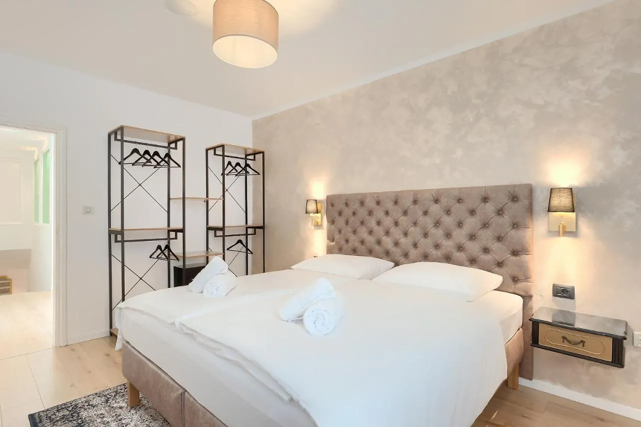 Calafati Apartment With Free Private Parking Rijeka
